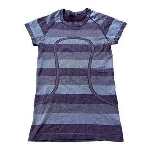 Lululemon stripped short sleeve shirt Size 6